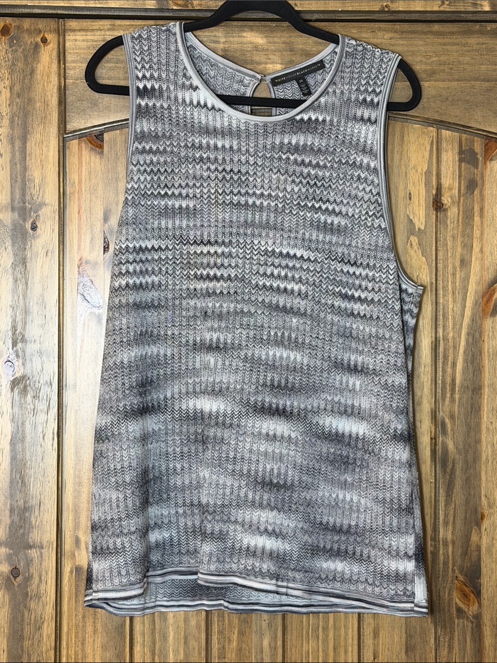 White House Black Market Black and Gray Chevron Knit Tank (2X)